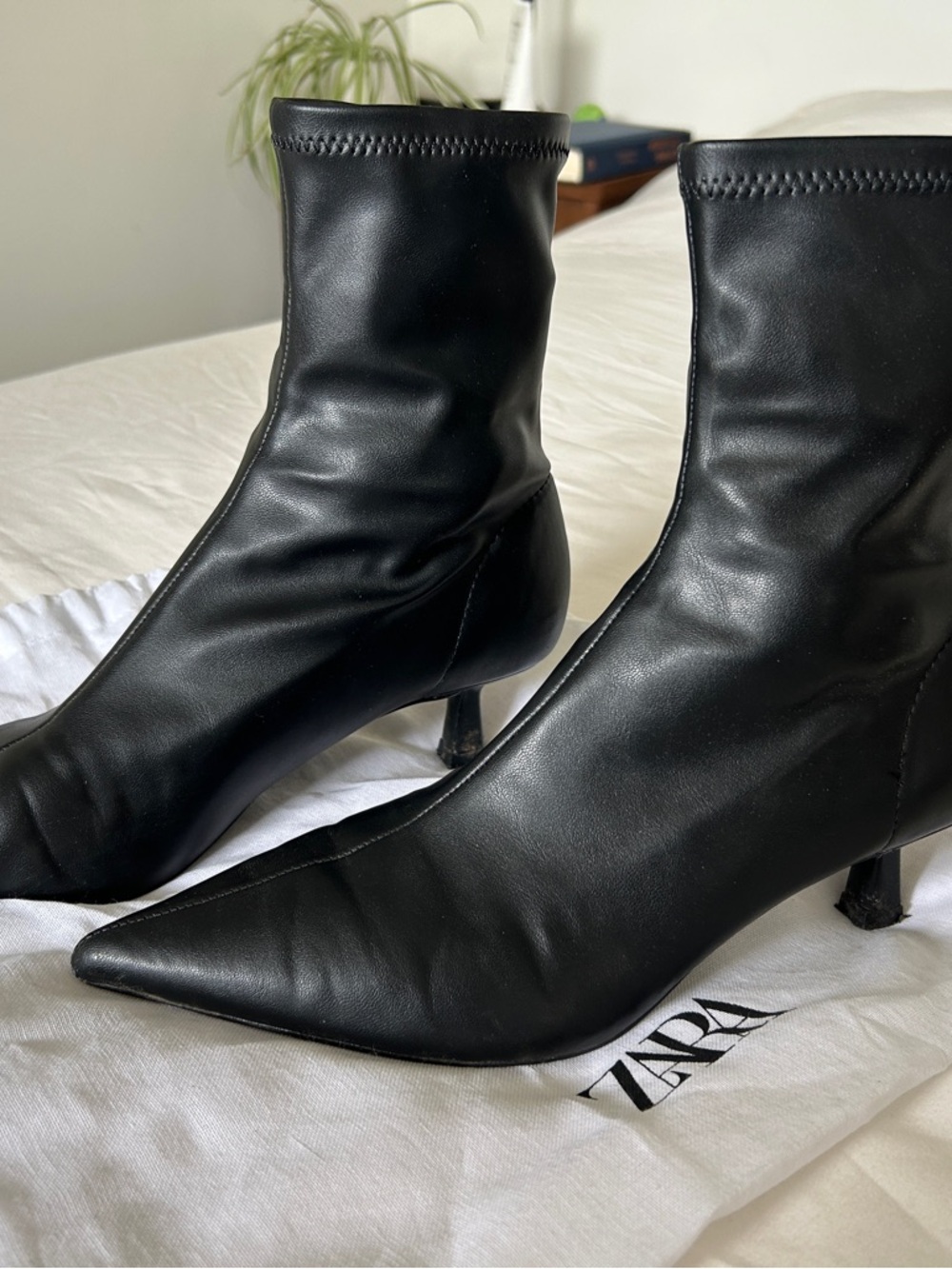 Zara Black Pointed Kitten-Heel Ankle Boots
